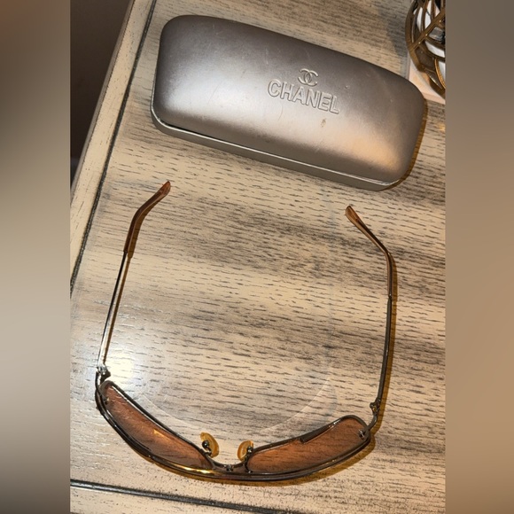 Vintage Chanel Sunglasses - Picture 7 of 7